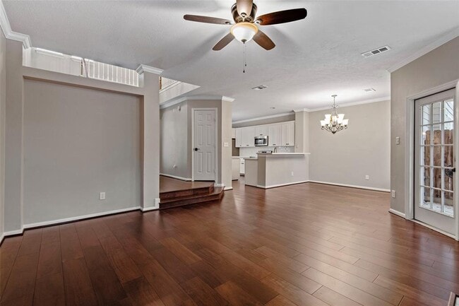Building Photo - 107 S Spiral Vine Cir