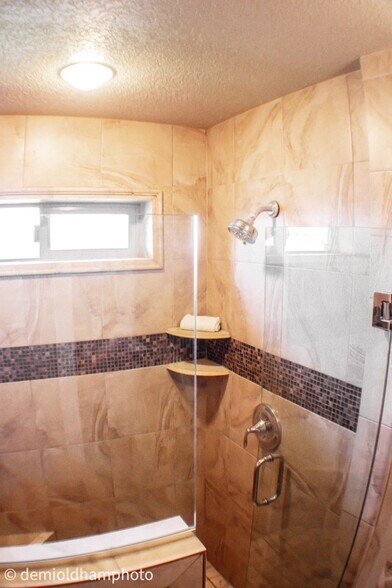 Building Photo - 511 S 700 E