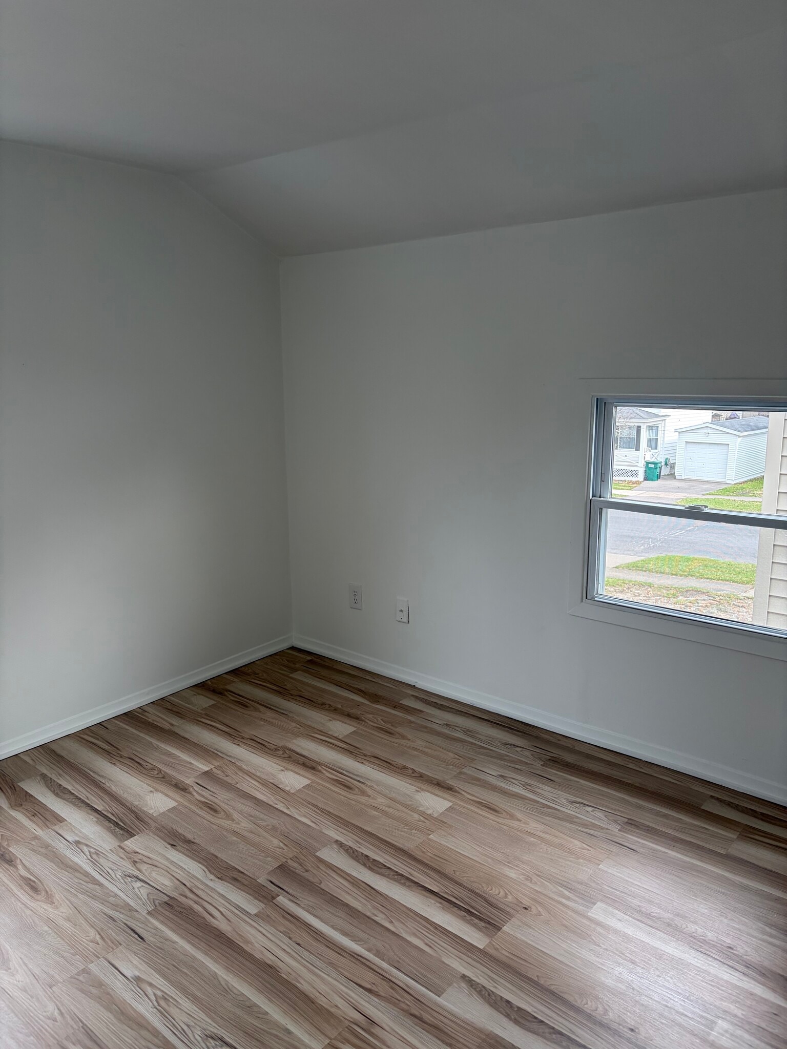 bedroom 2 - 21 E 6th St