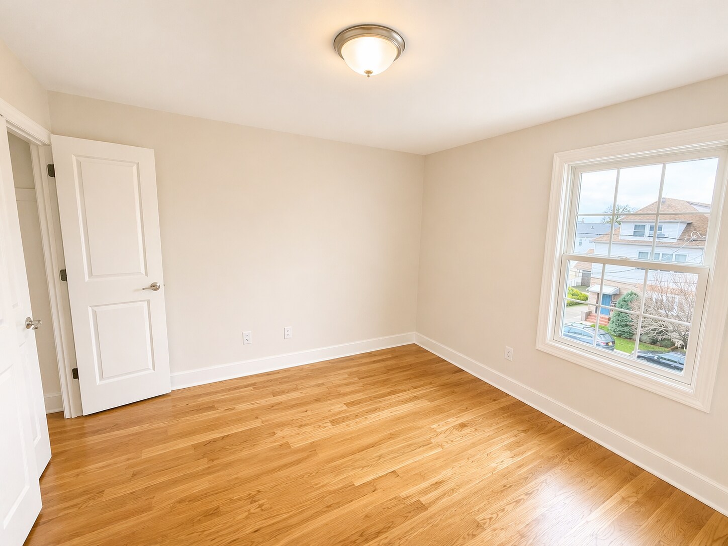 Building Photo - 374 Semel Ave