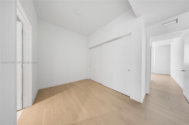 Building Photo - 1400 Biscayne Blvd