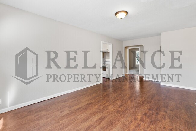 Building Photo - 2136 S Waco Ave