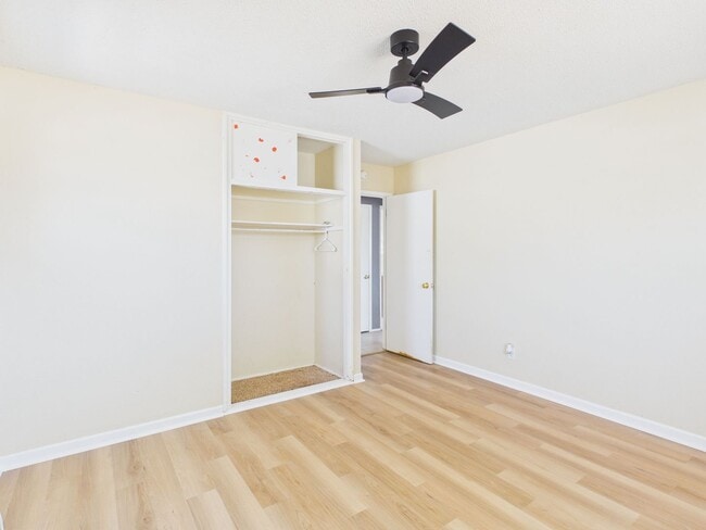 Building Photo - 3810 Mesa Verde Dr