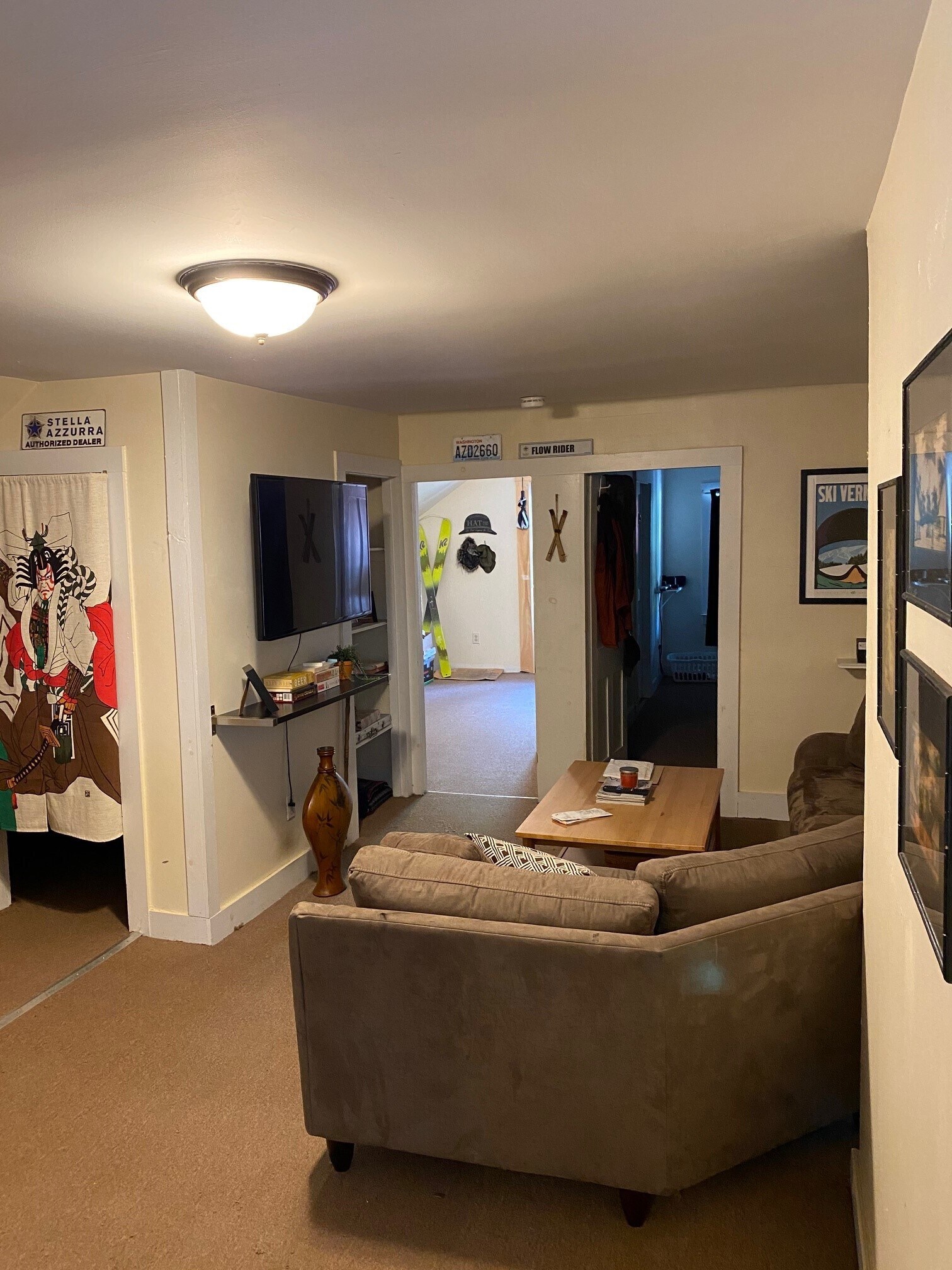 Building Photo - 69 S Main St