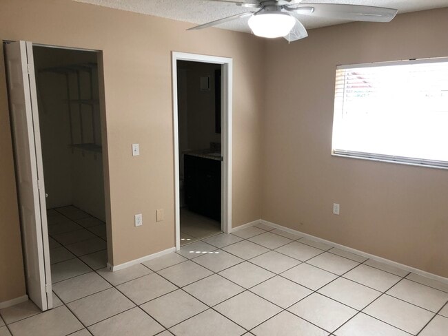 Building Photo - 7140 55th Ave N