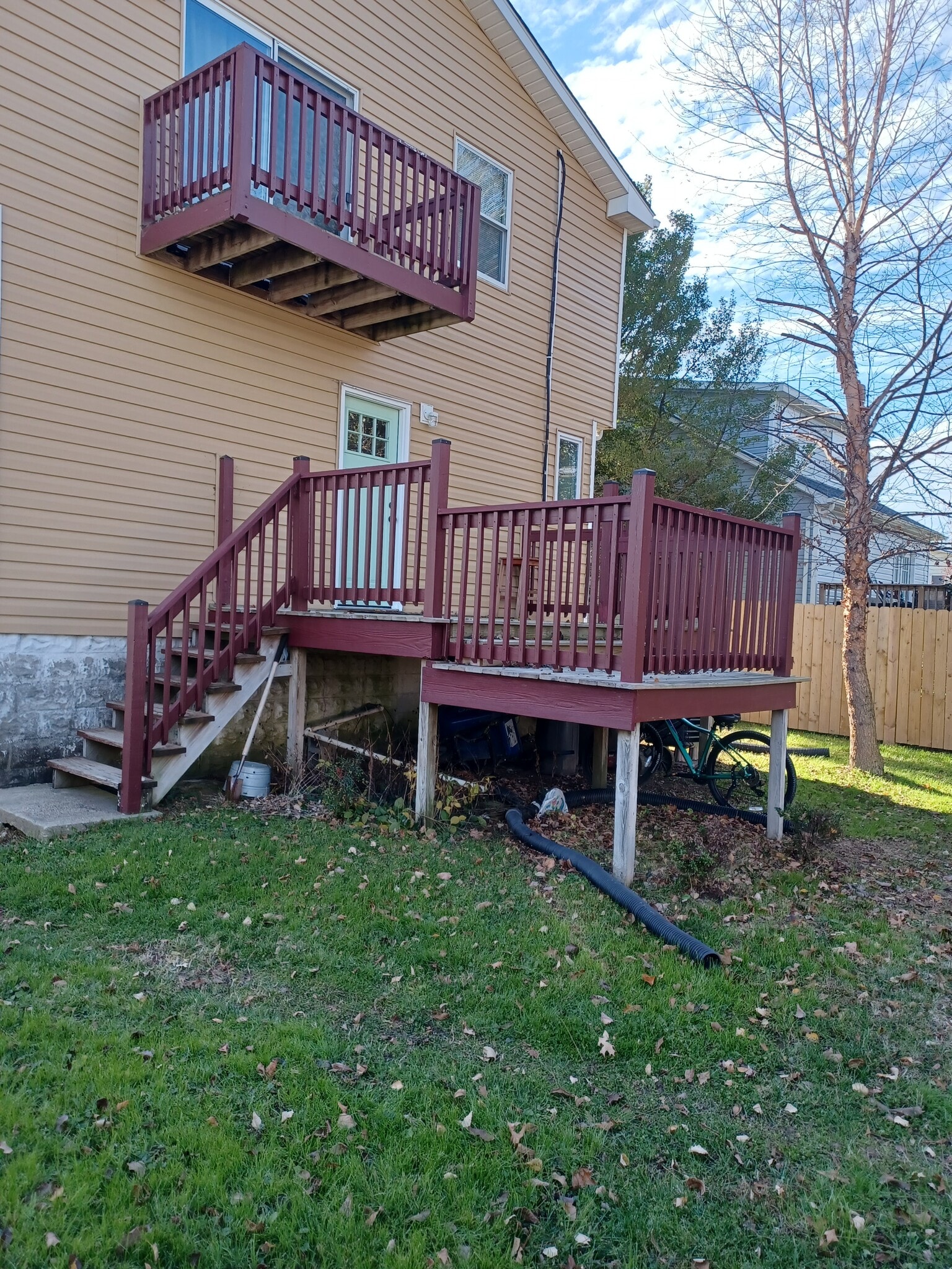 Back Deck overlooking shaded yard - 7310 Bay Front Rd