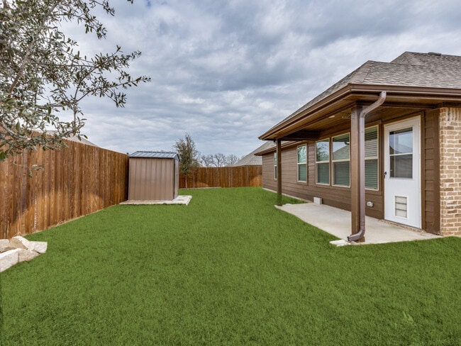 Building Photo - 229 Rosemary Dr