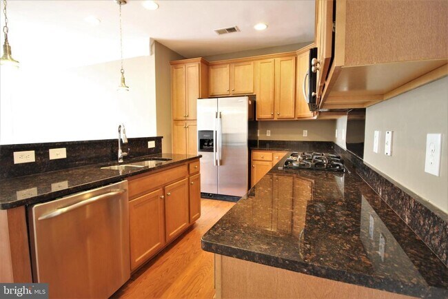 Building Photo - 2382 Brookmoor Ln