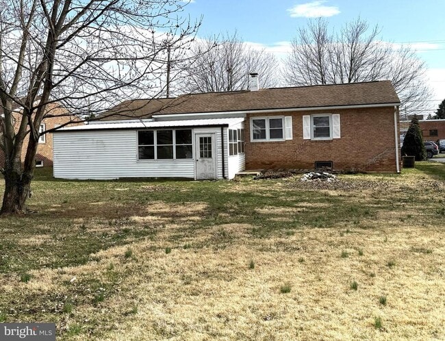 Building Photo - 309 Cheryl Ave