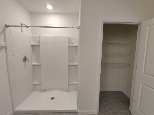 Building Photo - 34228 Jasper Stone Dr