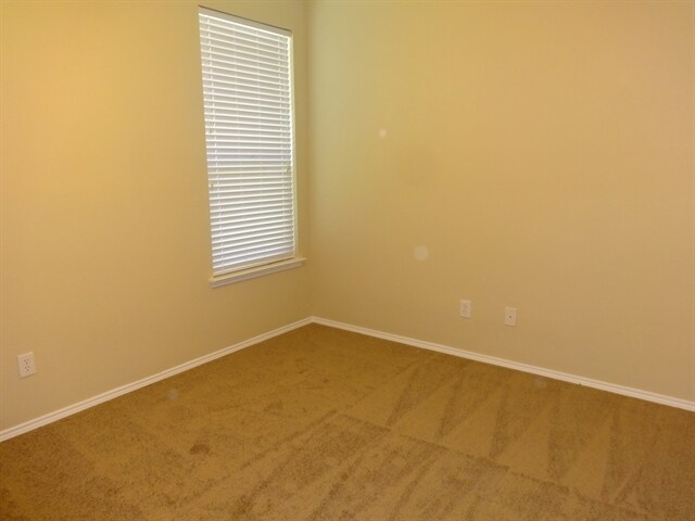 Building Photo - 10709 Vista Heights Blvd