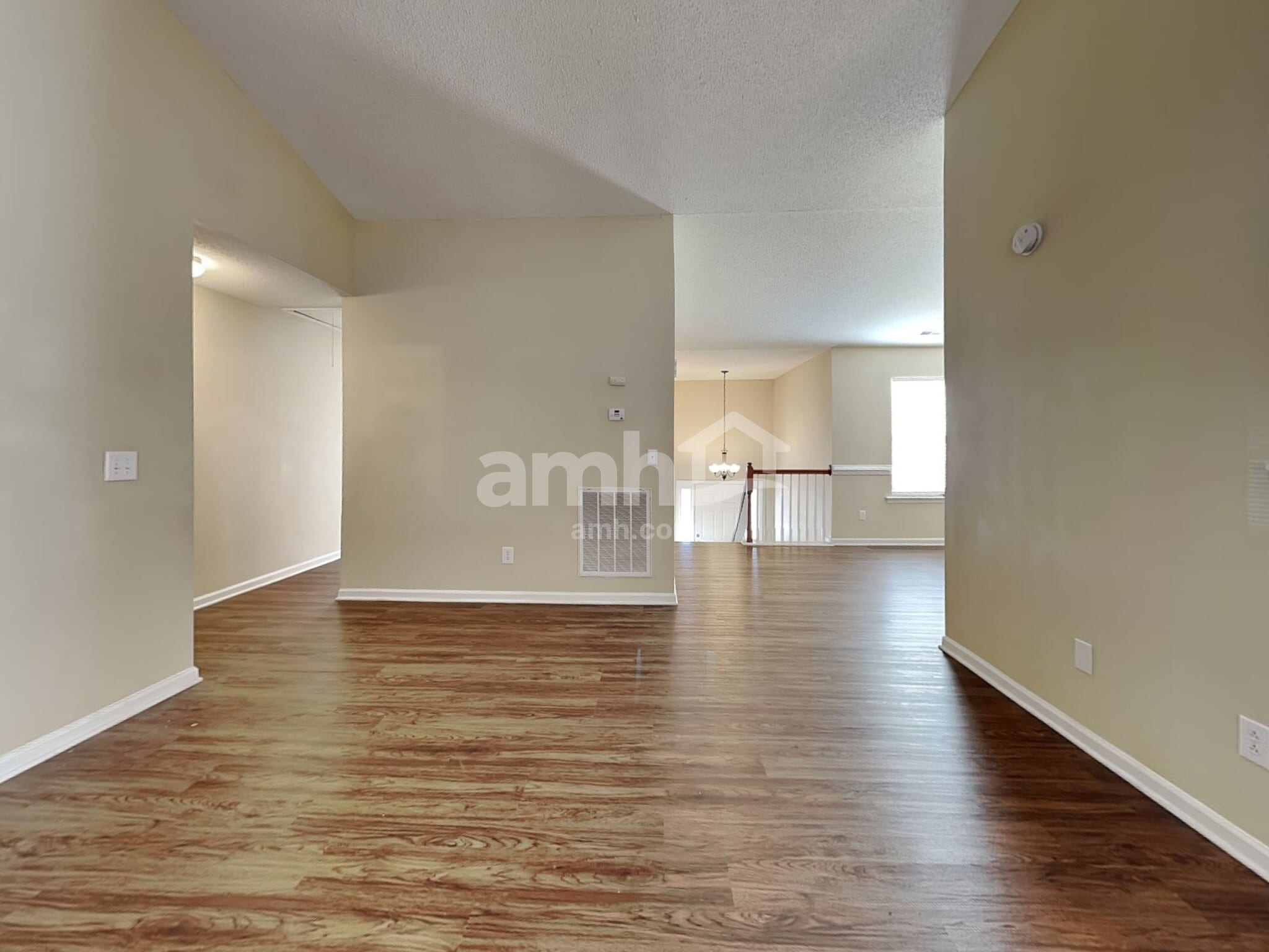 Building Photo - 919 Pebblestone Dr