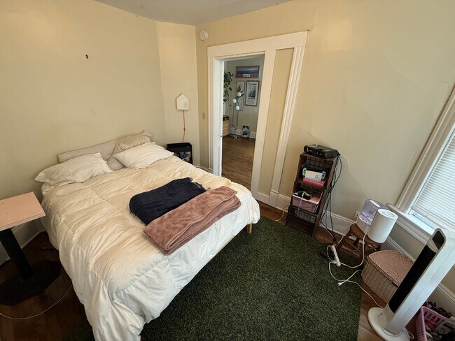 Building Photo - 2768-70 N. Booth St.