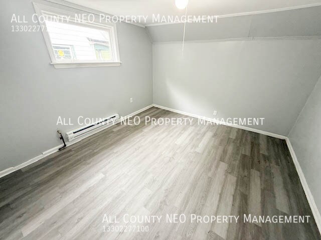 Building Photo - 2056 W 95th St