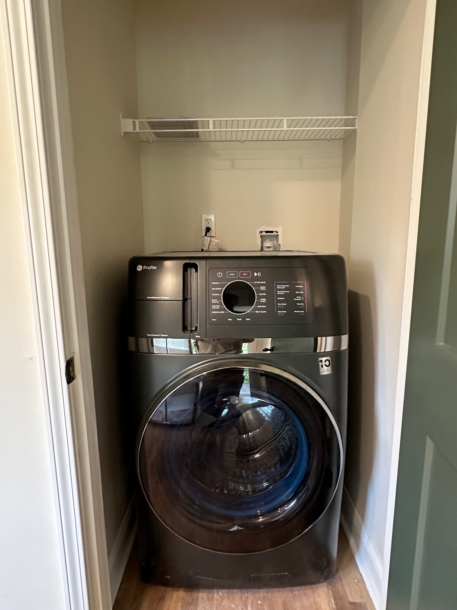 Building Photo - 709 S Church St