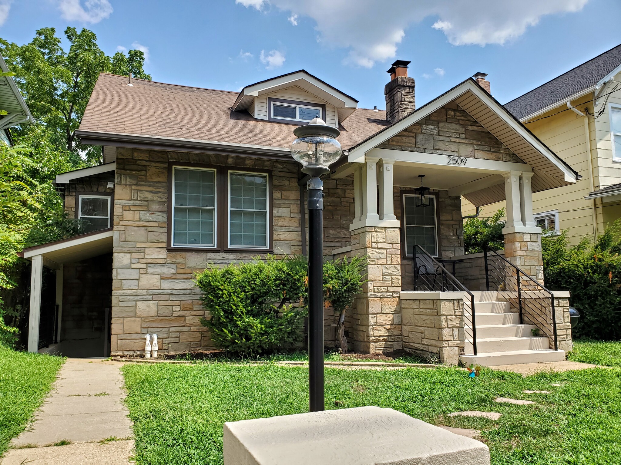 Front of house with enclosed front yard - 2509 10th St NE