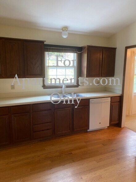 Building Photo - 5230 Winkworth Pkwy