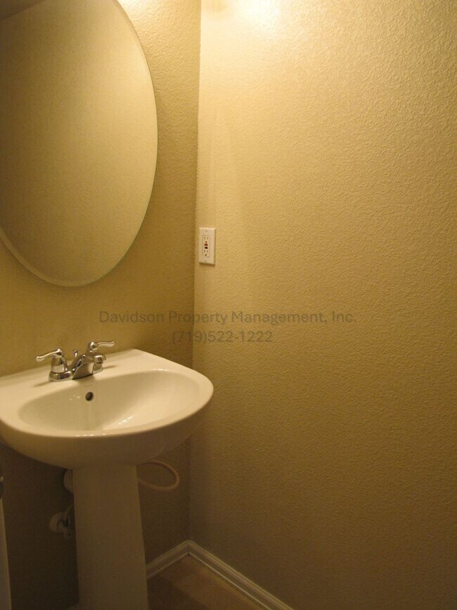 Building Photo - Beautiful 3 Bedroom House Located in Stetson Hills