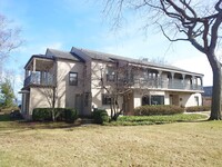 Building Photo - 3222 E Hampshire St