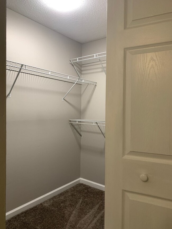 Building Photo - Trendy Renovated Raleigh Townhome In Ralei...