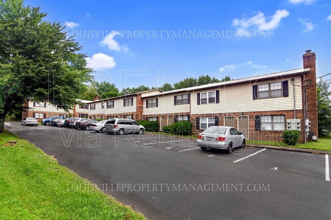Building Photo - 621 Westport Rd