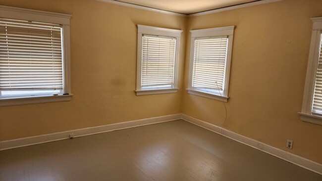 Master bedroom - 6412 La Mirada Ave