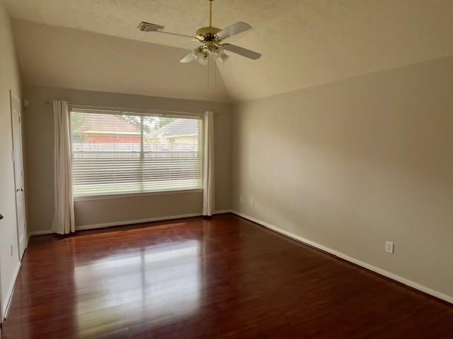 Building Photo - 11535 Oak Lake Park Dr