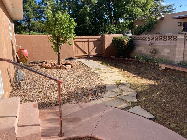 Building Photo - 133 La Placita Circle - Lease Only