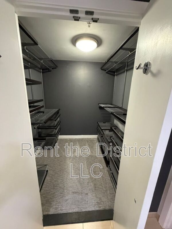 Building Photo - 1010 Massachusetts Ave NW