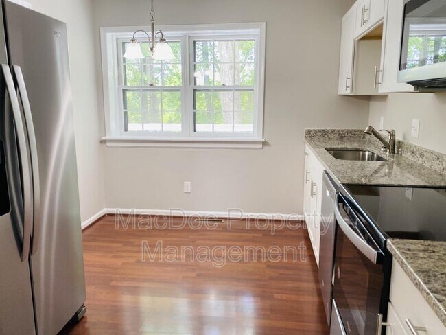 Building Photo - 12202 McClain St