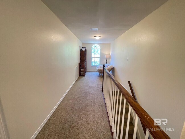 Building Photo - 31072 Oakleigh Dr