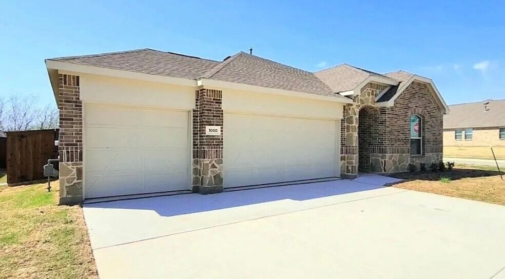 Building Photo - 1000 Chip St