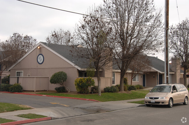 Building Photo - Westmarc Apartments