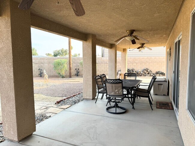 Building Photo - Spacious 3-Bedroom Home with RV Parking & Boat-Deep Garage