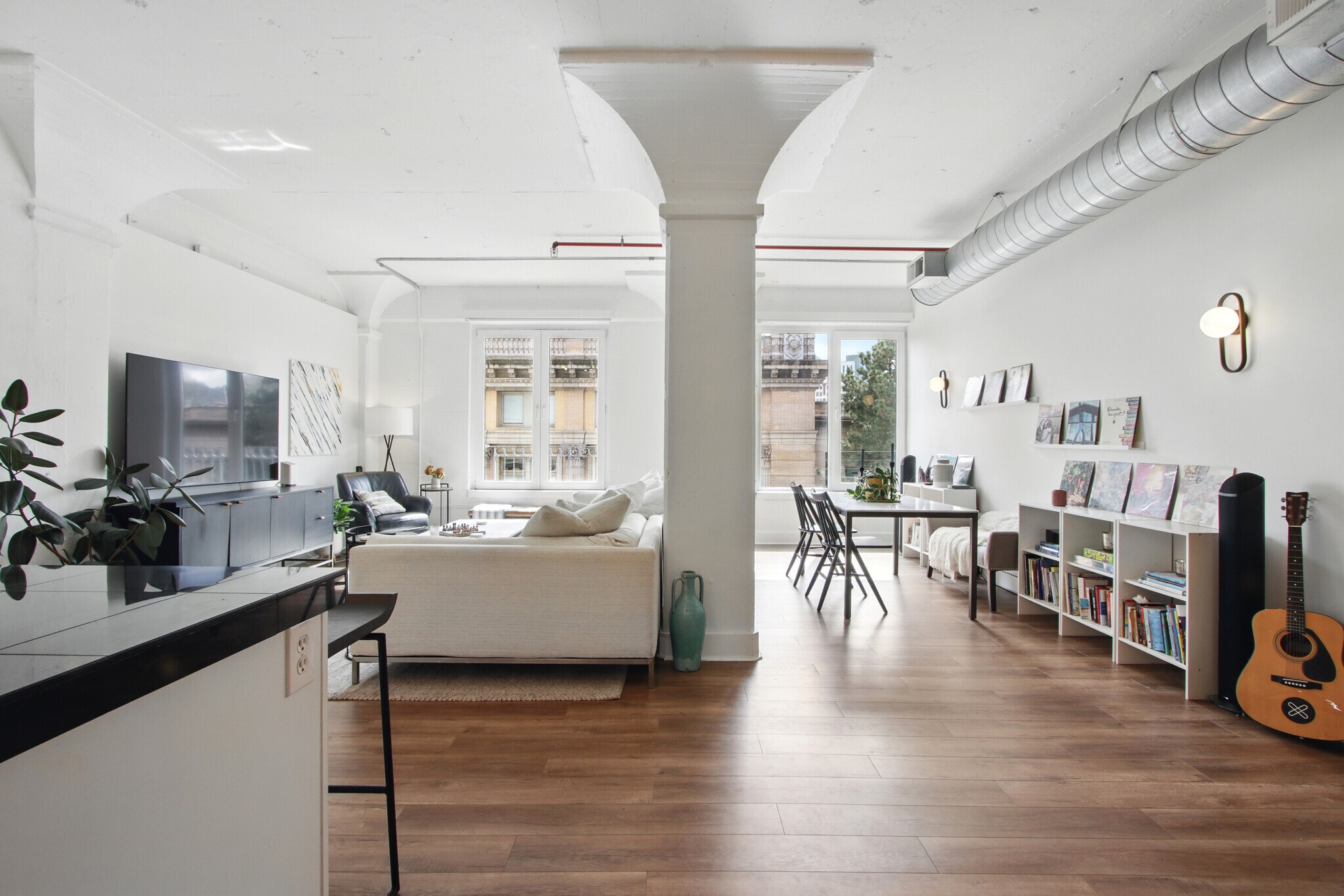 Building Photo - 300 NW 8th Ave