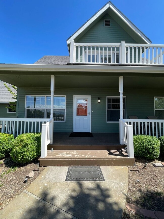 Building Photo - Beautiful 3 bed 2 bath - pets allowed! ***...