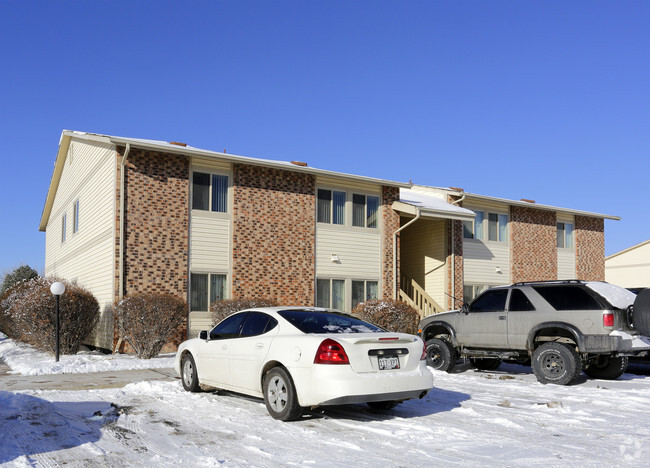 Building Photo - Castle Rock Apartments