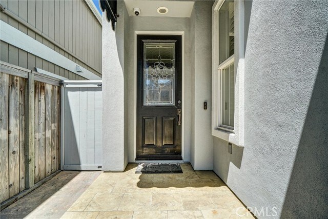 Building Photo - 206 E Balboa Blvd