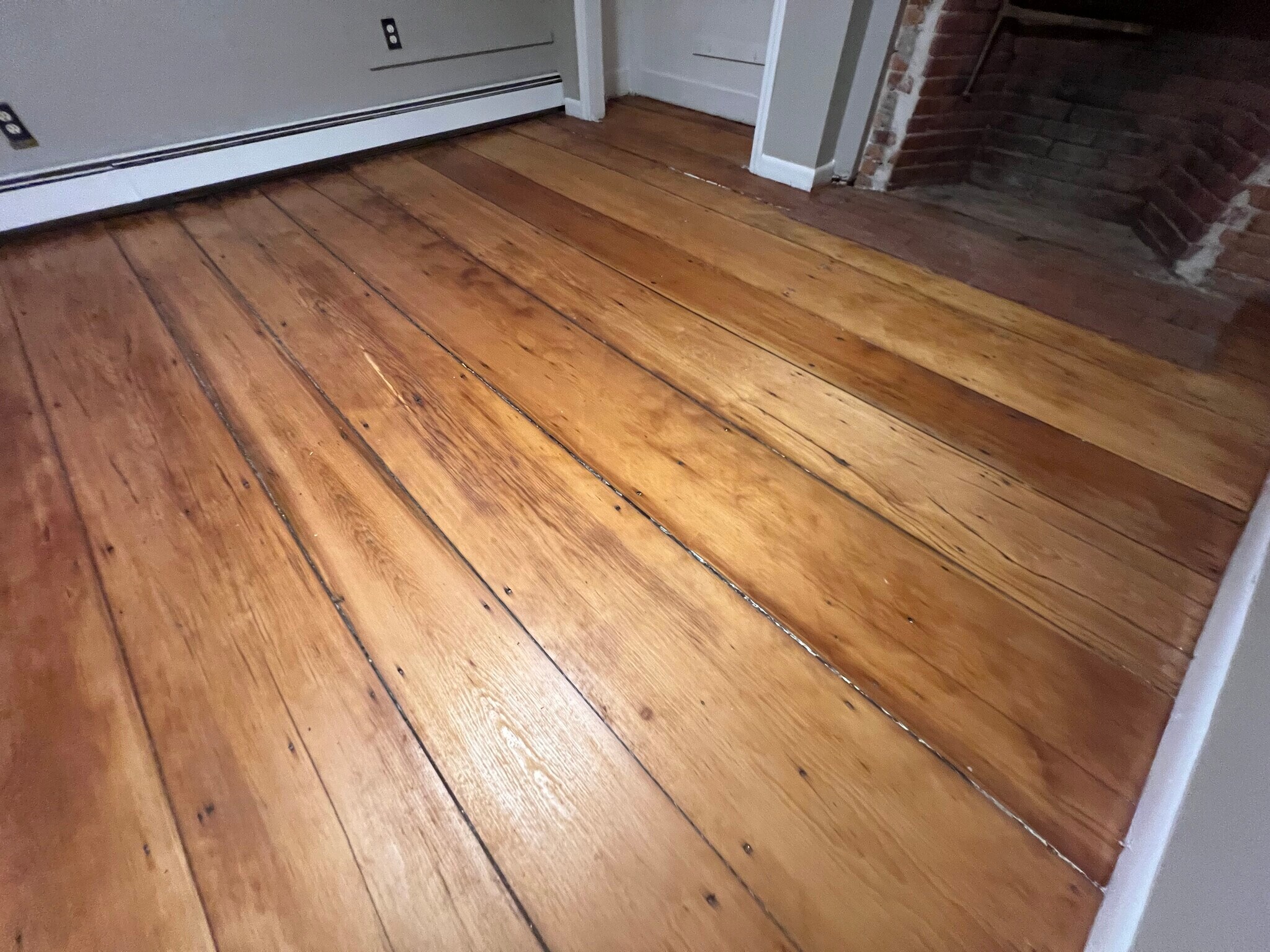 Original antique wide hardboard flooring - 347 Elliot St