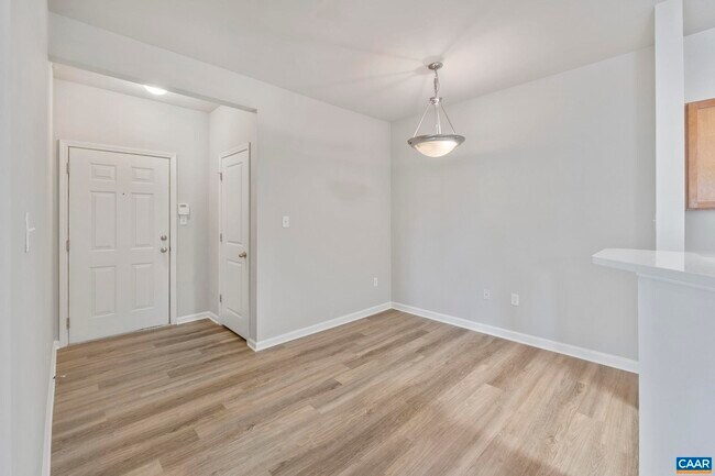Building Photo - 745 Walker Square