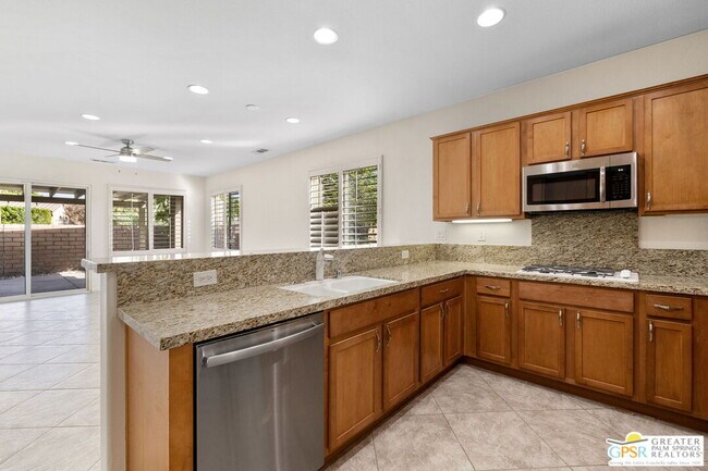 Building Photo - 82011 Deniro Ct