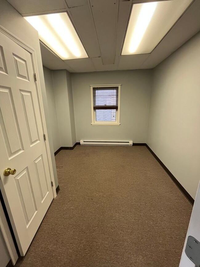 Building Photo - 34 N Baltimore Ave