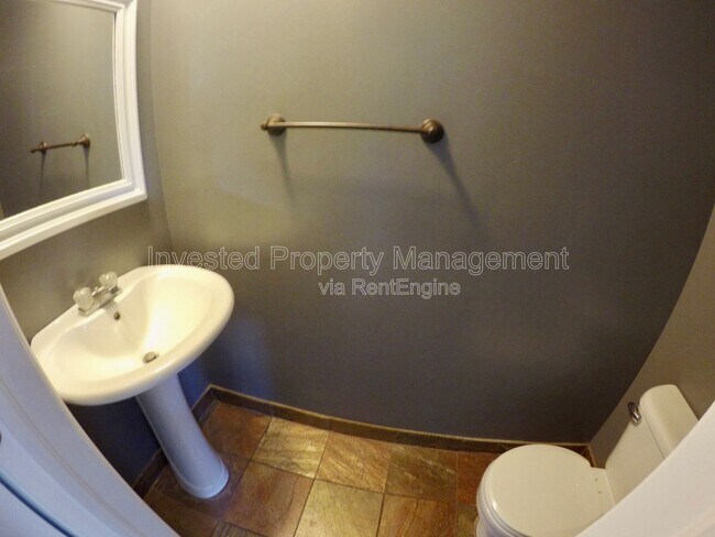 Building Photo - 9847 Sydney Ln