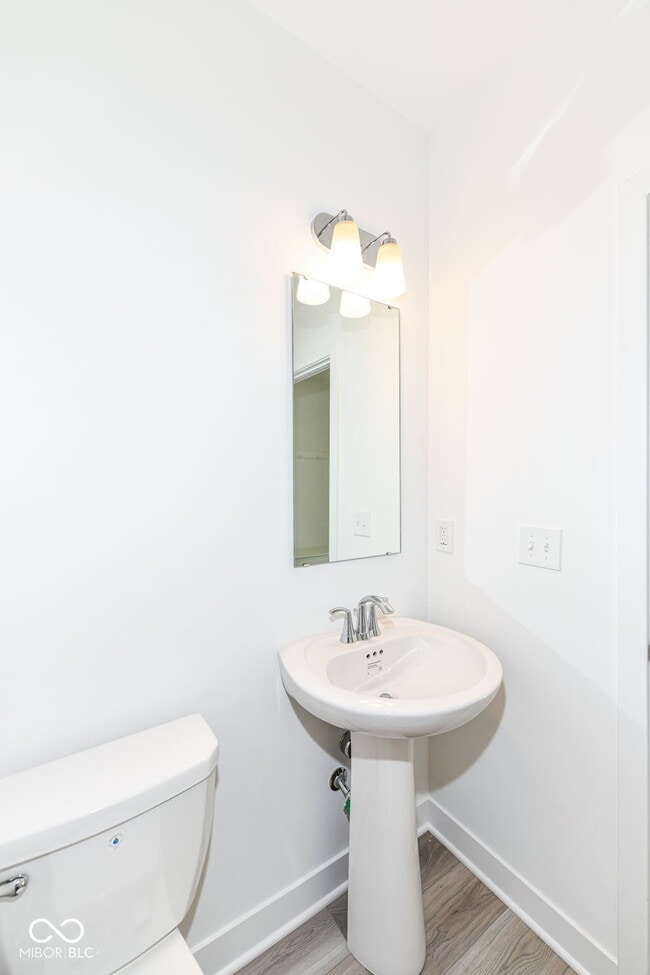 Building Photo - 5134 Golden Grv Dr