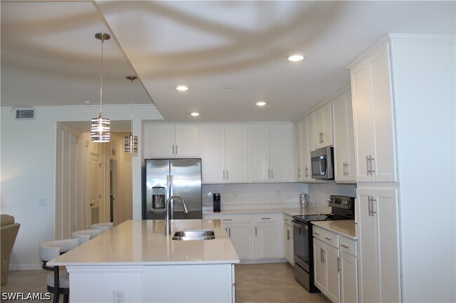 Building Photo - 5715 Double Eagle Cir