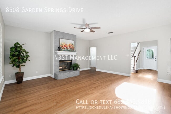 Building Photo - 8508 Garden Springs Dr