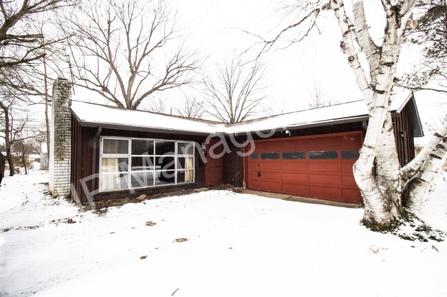 Primary Photo - Spacious 3BD Ranch in Berea!