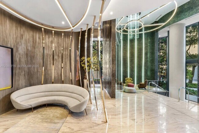 Building Photo - 1000 Brickell Plaza