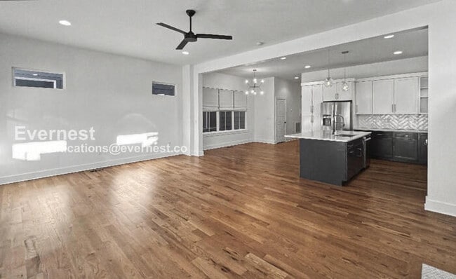 Building Photo - 113 Creighton Ave