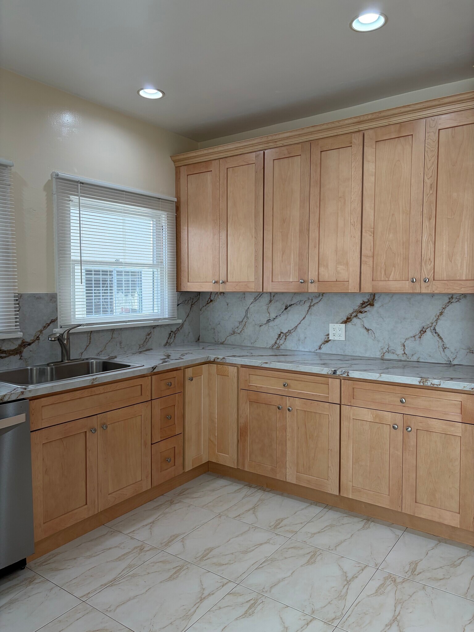 Building Photo - 301 Grand Ave